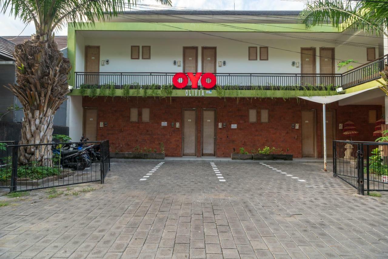 Oyo 697 Olivia Inn Denpasar Legian Dış mekan fotoğraf