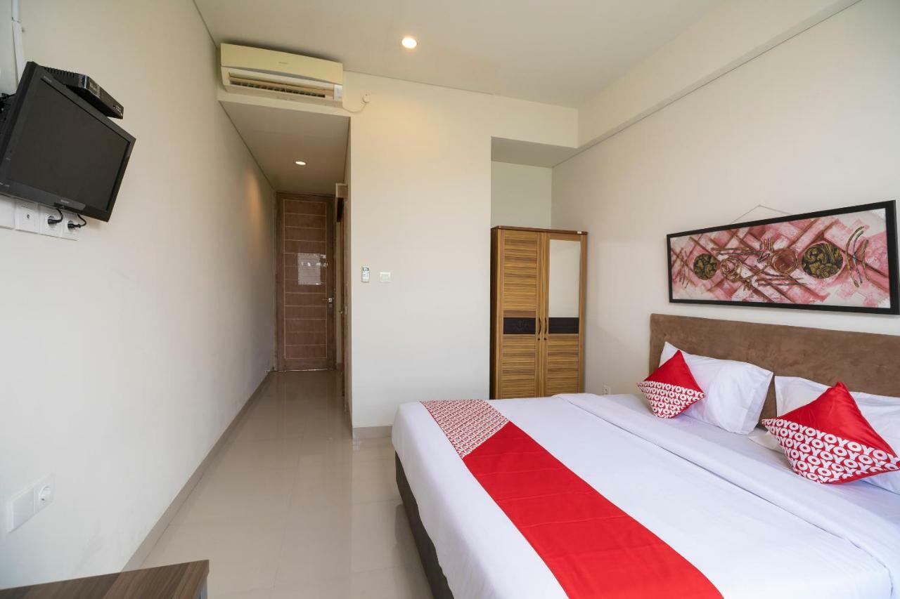 Oyo 697 Olivia Inn Denpasar Legian Dış mekan fotoğraf