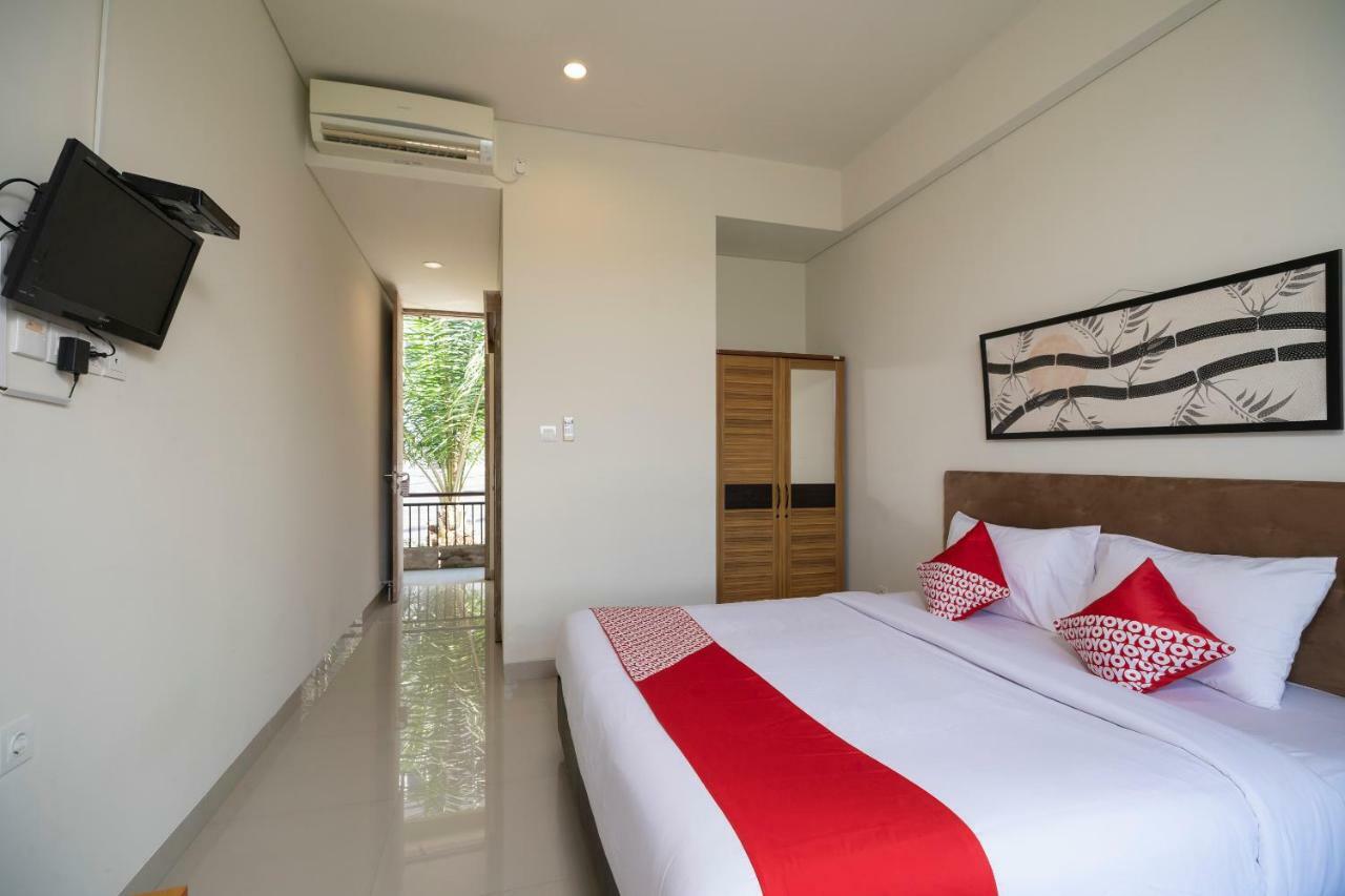 Oyo 697 Olivia Inn Denpasar Legian Dış mekan fotoğraf
