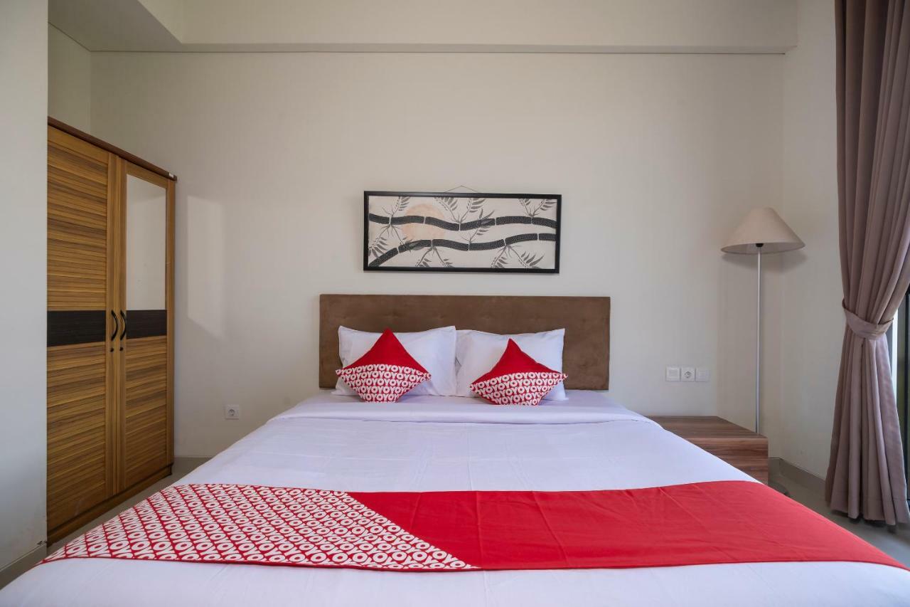 Oyo 697 Olivia Inn Denpasar Legian Dış mekan fotoğraf