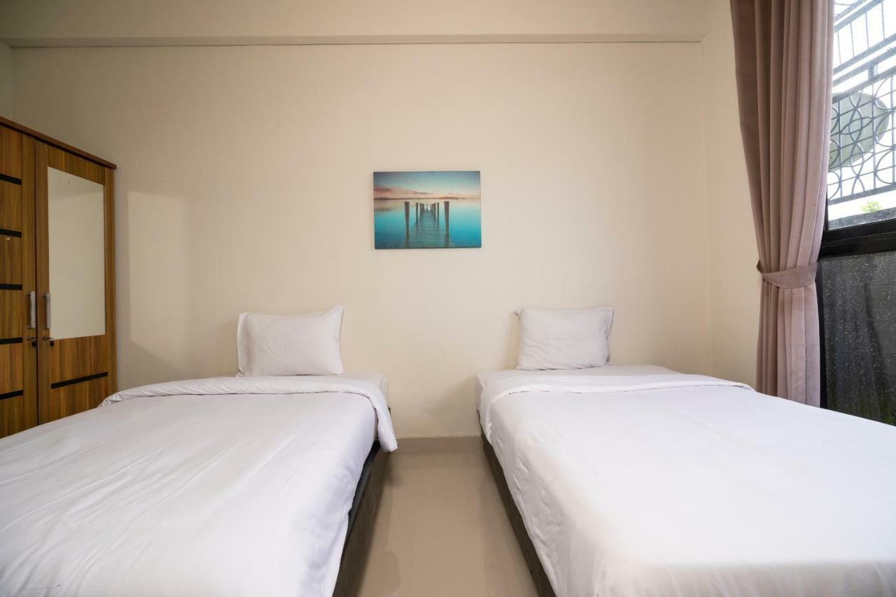 Oyo 697 Olivia Inn Denpasar Legian Dış mekan fotoğraf
